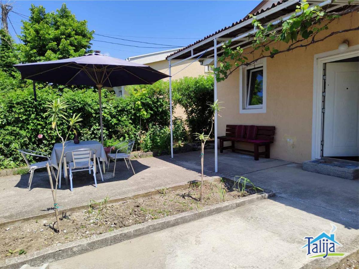 Talija Villa Бар Екстериор снимка